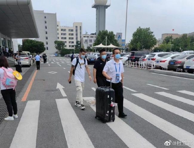 娇妻黑人绿帽激情视频